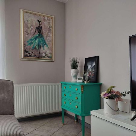 Apartments Near Old Town With Private Parking Kaunas Buitenkant foto